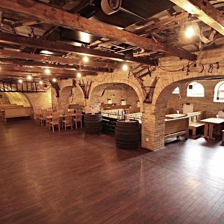 Hotel Vinar - Bed & Breakfast Kurdějov Exteriér fotografie
